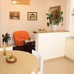 شقة Anand دوبروفينك